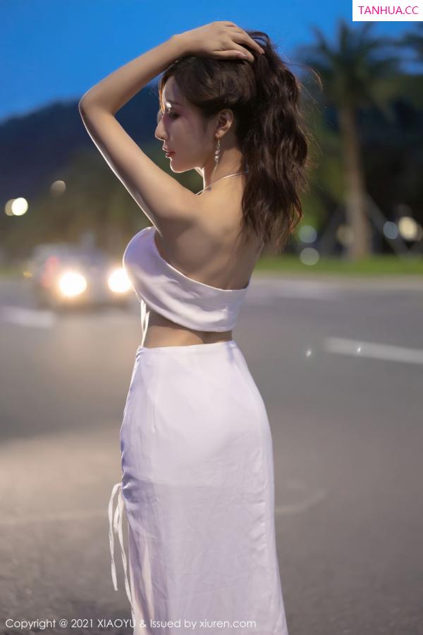 王馨瑶  你的女神王馨瑶 外拍时尚多姿第9张图片